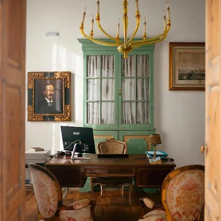 Emblematico La Casa De Naranjos Haría