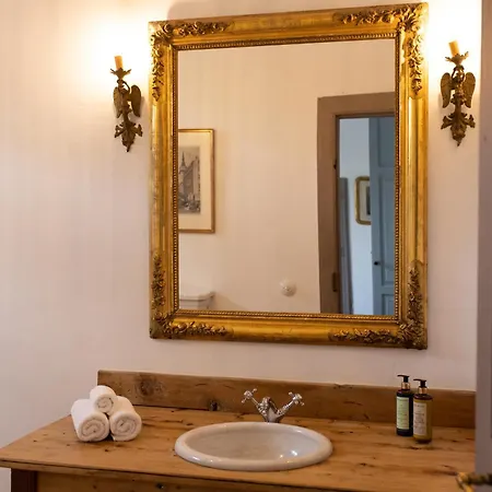Emblemático La Casa De Naranjos 4*
