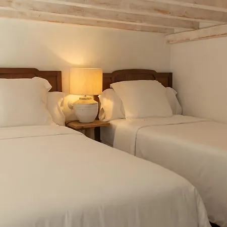 Hotell Emblematico La Casa De Naranjos